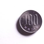 おせっかいなスマート貯金箱 バンクワン100円玉専用(タカラトミーアーツ)